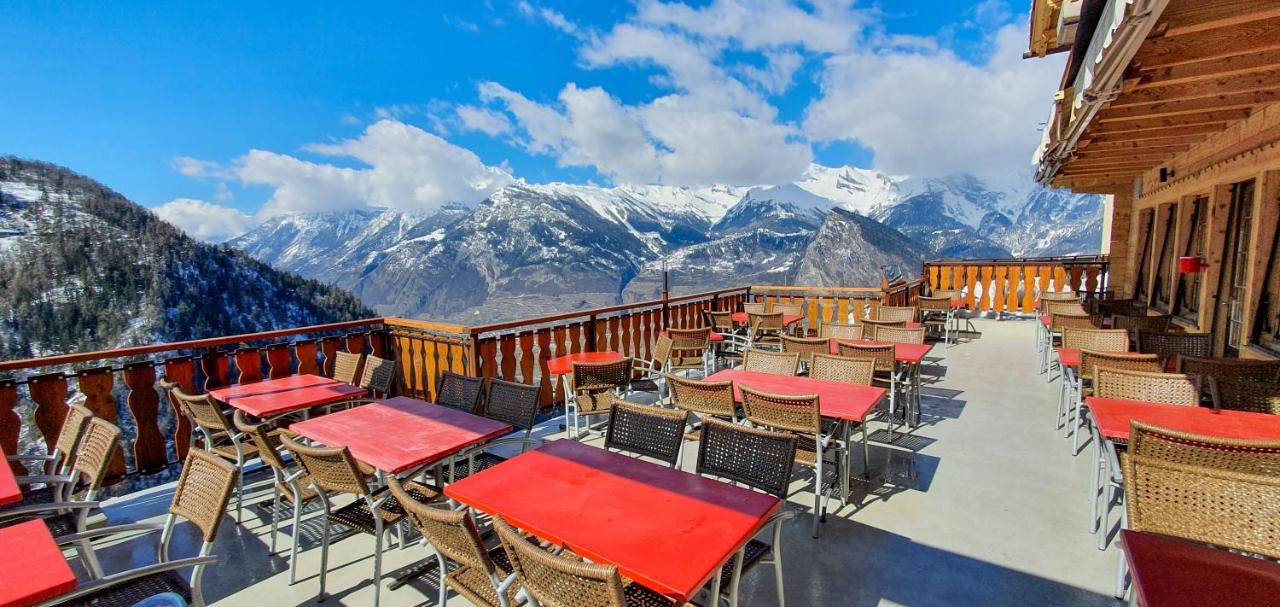 Auberge Le Mont-Gele Iserables Bagian luar foto